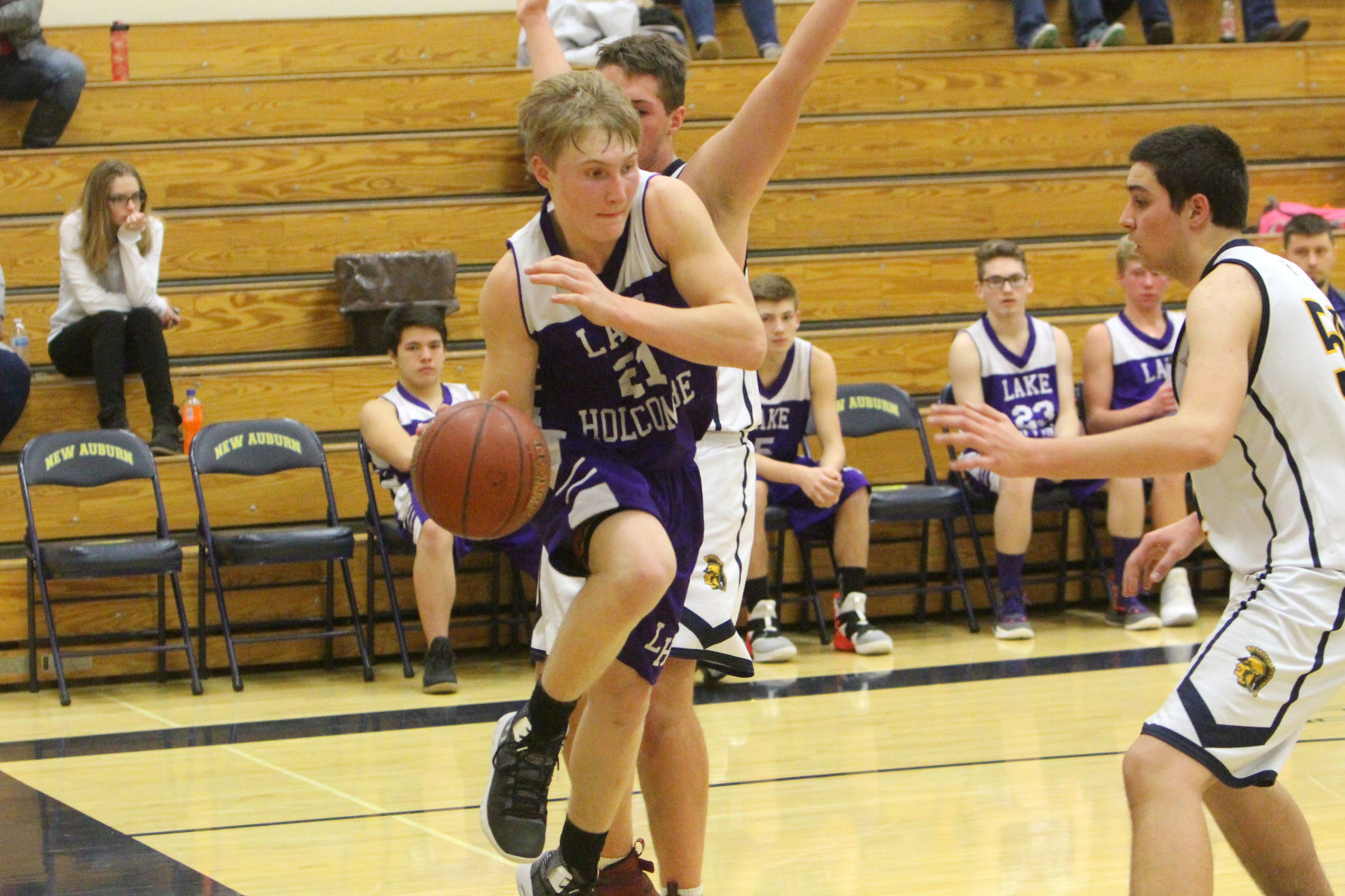 Lake Holcombe at New Auburn boys basketball 2-14-19